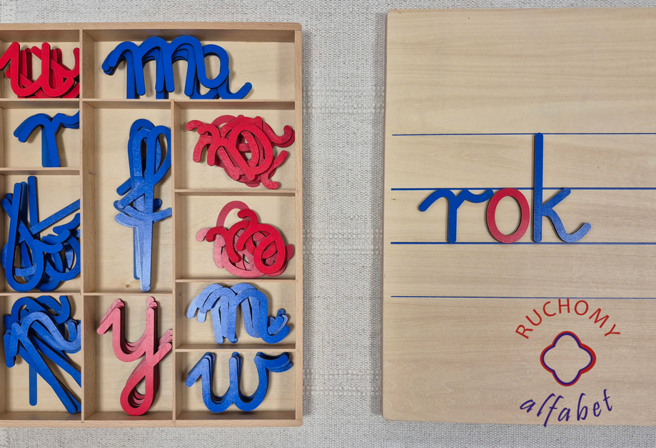 ruchomy alfabet Montessori